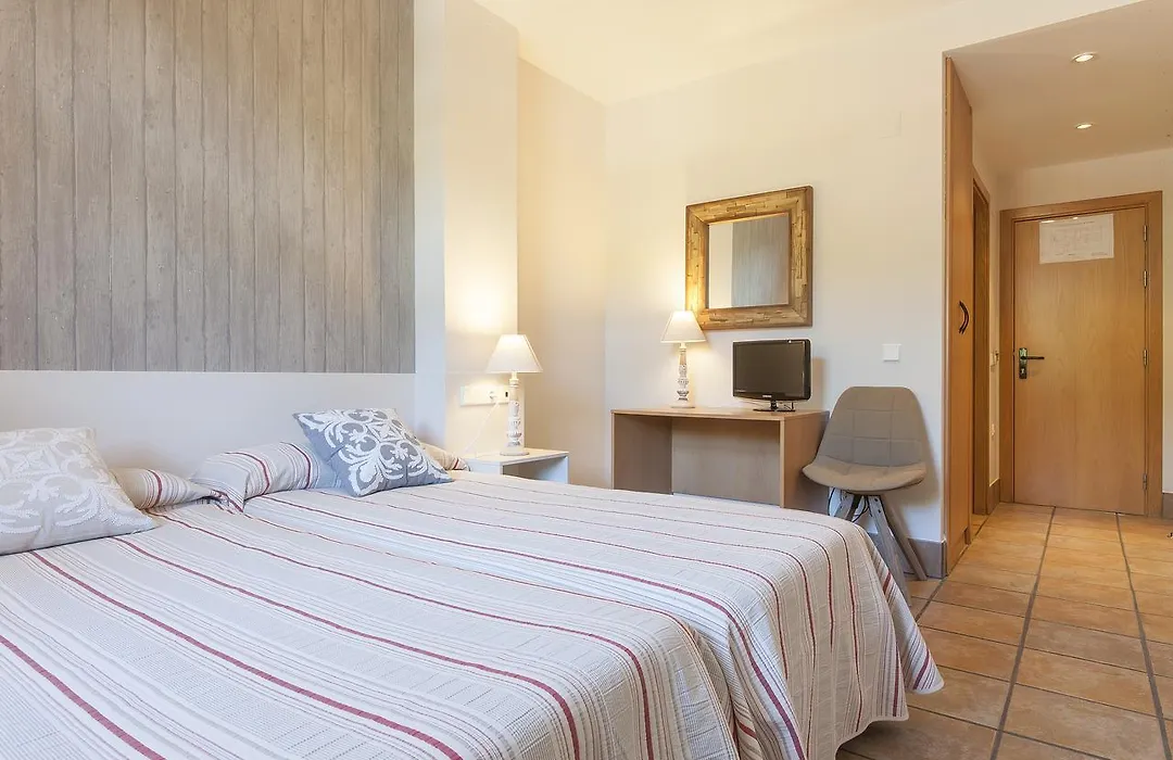 Hostal Pagozelai-1